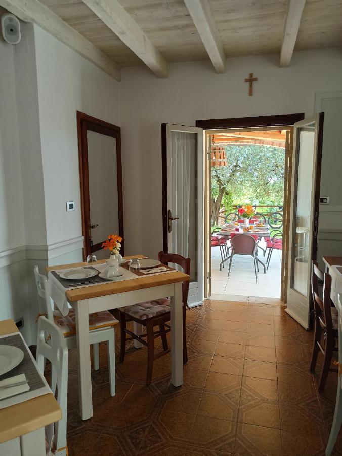 Le Zampolle B & B Colà Exteriér fotografie