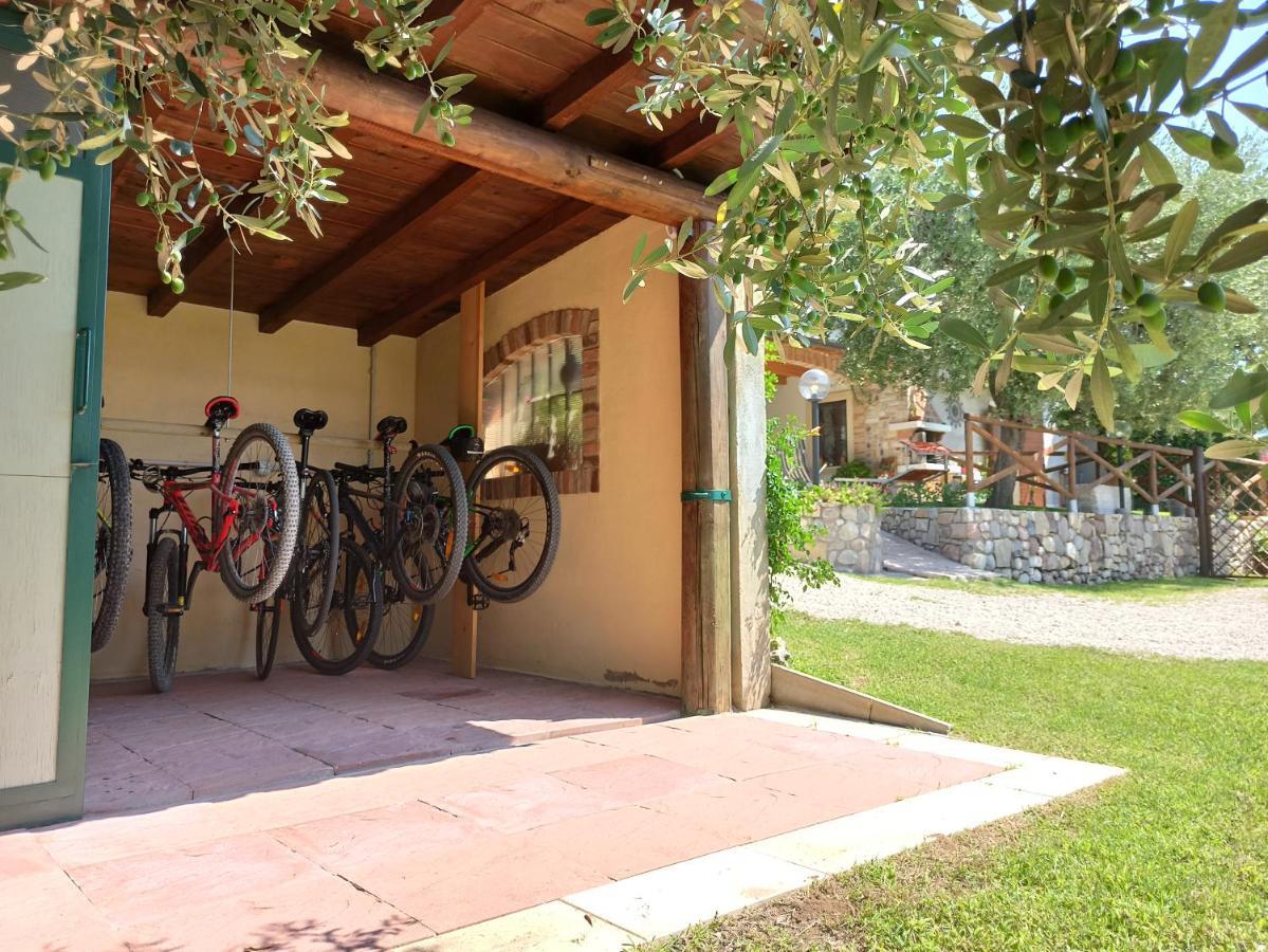 Le Zampolle B & B Colà Exteriér fotografie