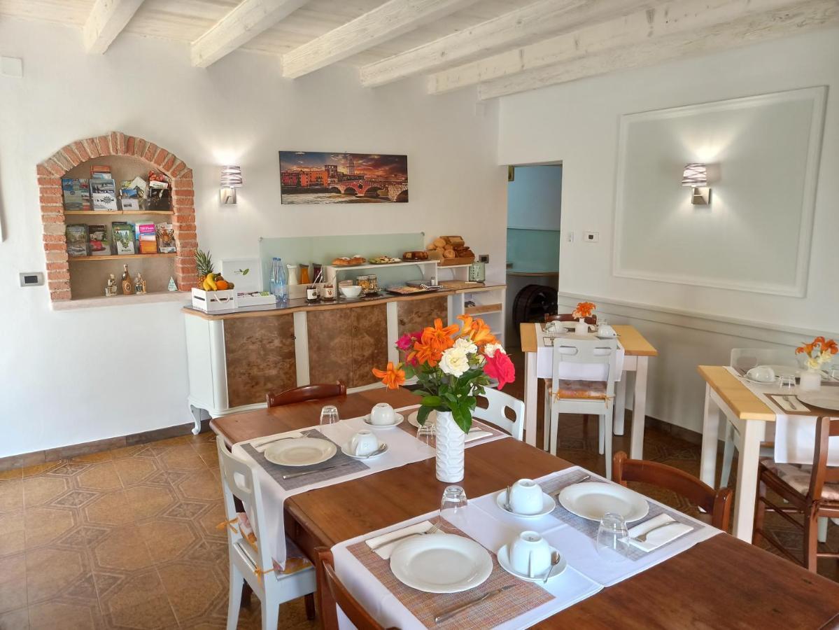 Le Zampolle B & B Colà Exteriér fotografie