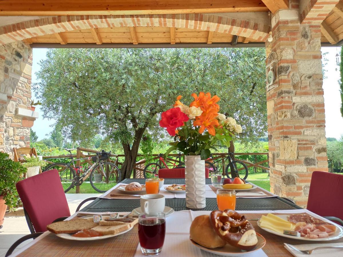 Le Zampolle B & B Colà Exteriér fotografie